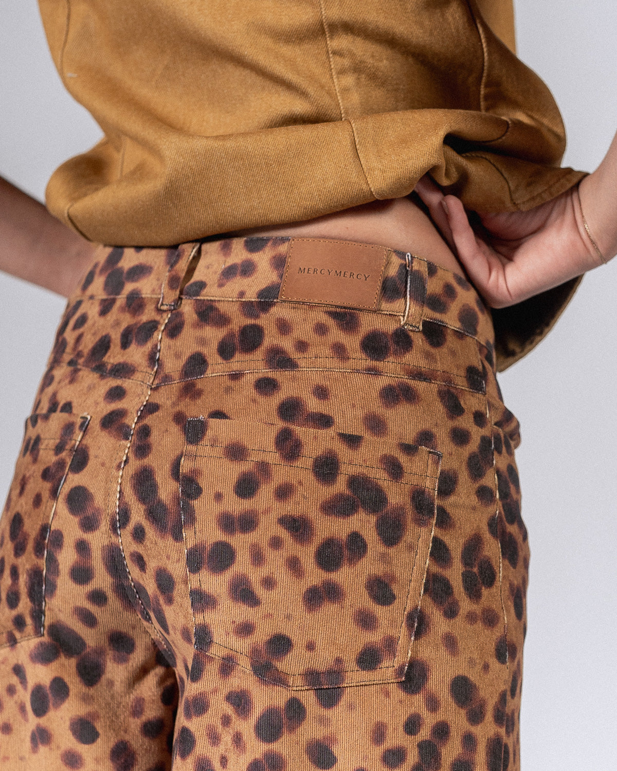 Pantalón Siena Ocre